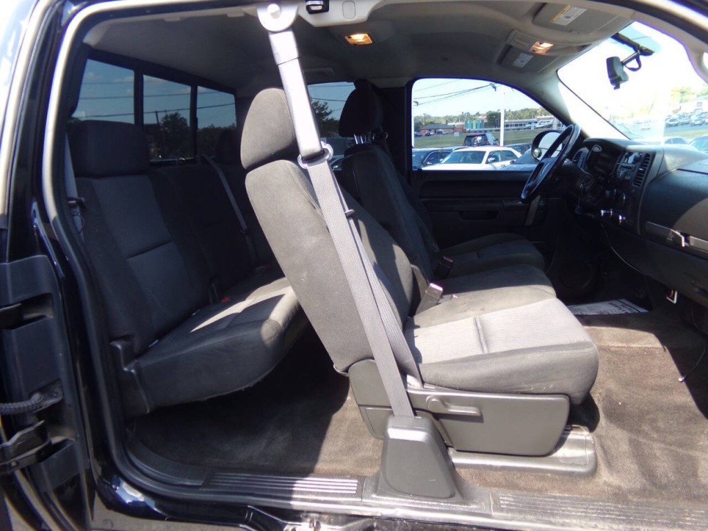 2011 GMC Sierra 1500 Image 18