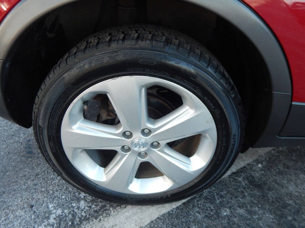 2016 Buick Enclave Image 18