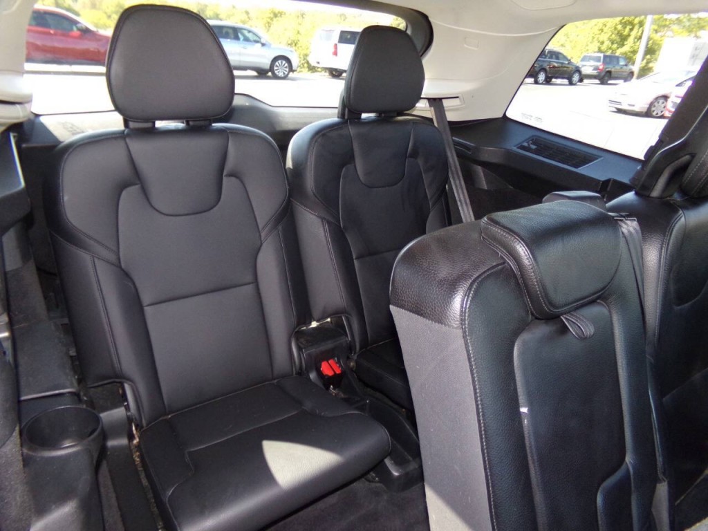2016 Volvo XC90 Image 26