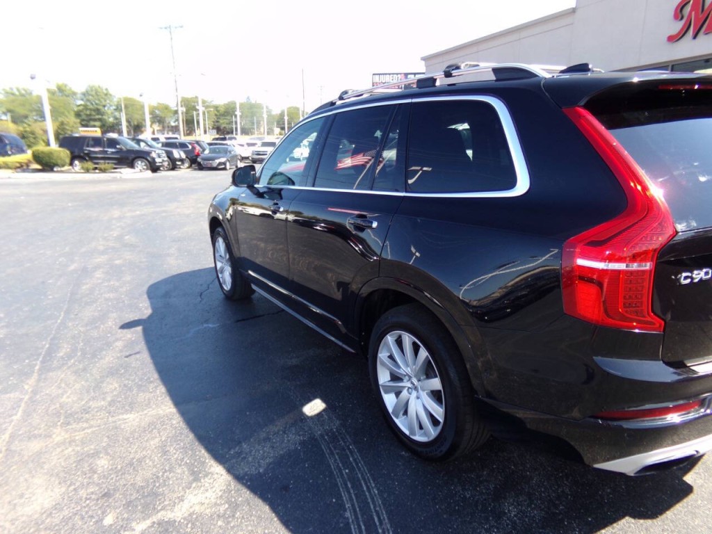 2016 Volvo XC90 Image 40
