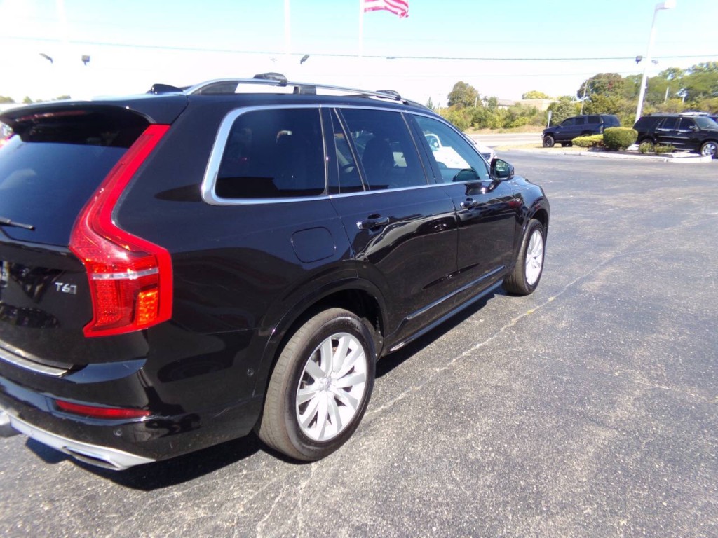 2016 Volvo XC90 Image 44