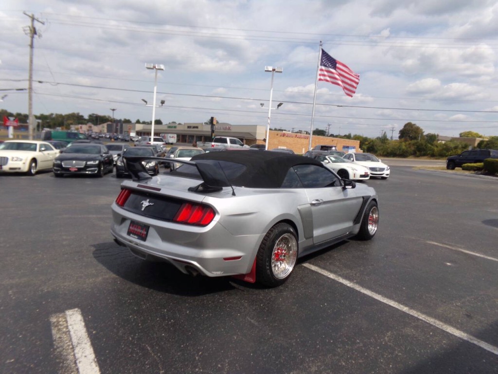 2015 Ford Mustang Image 8
