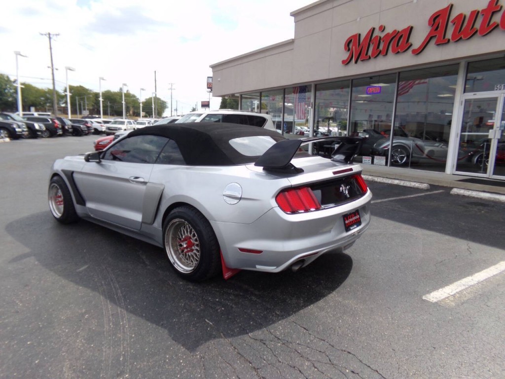 2015 Ford Mustang Image 12