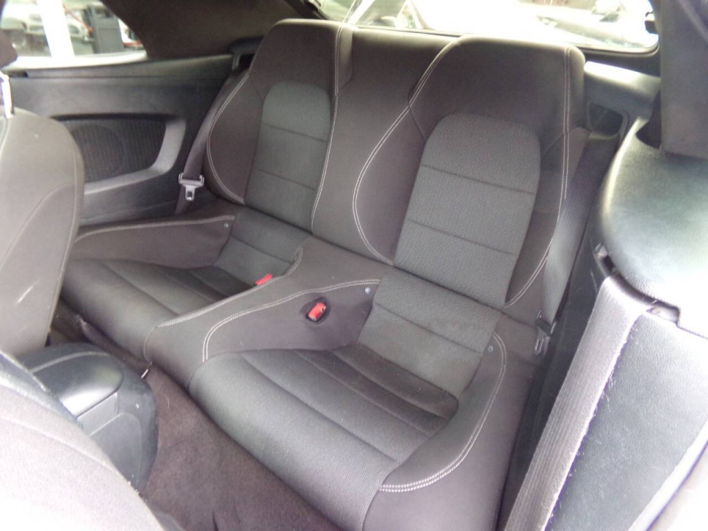 2015 Ford Mustang Image 21