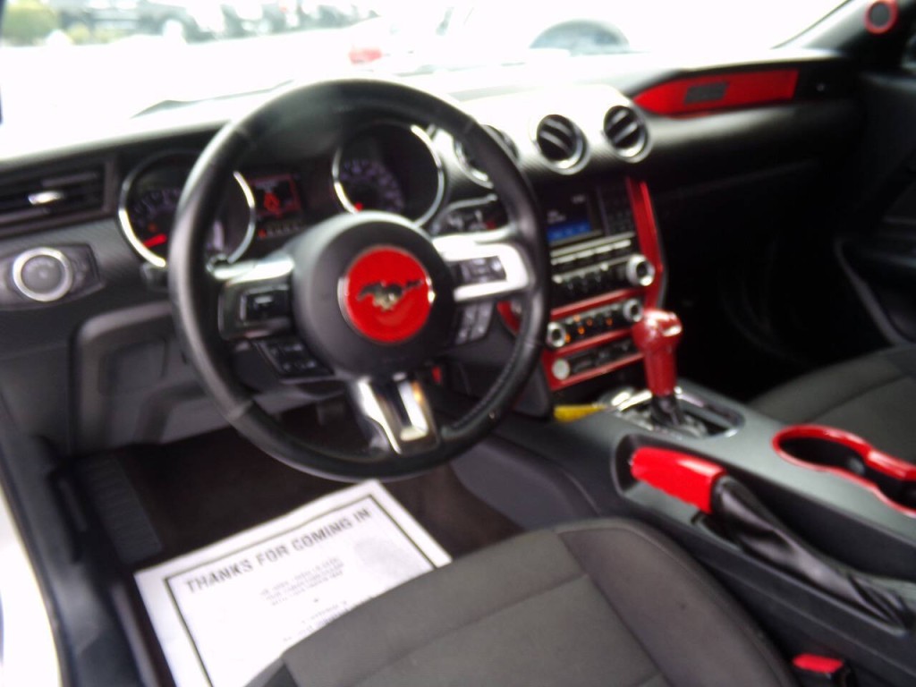 2015 Ford Mustang Image 22