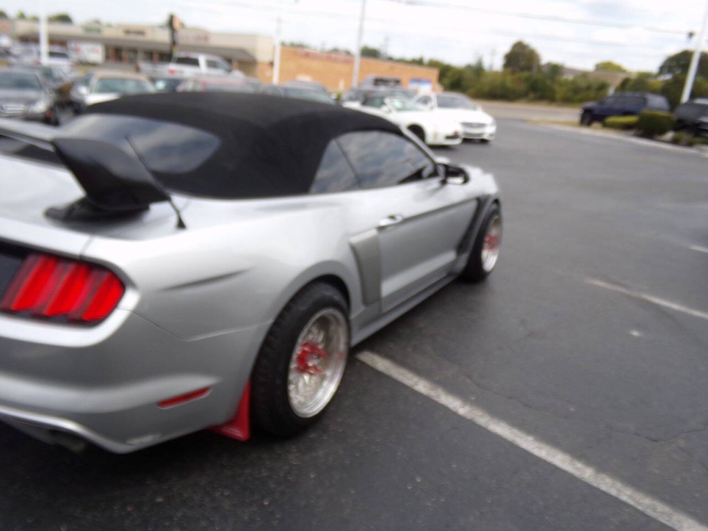 2015 Ford Mustang Image 42