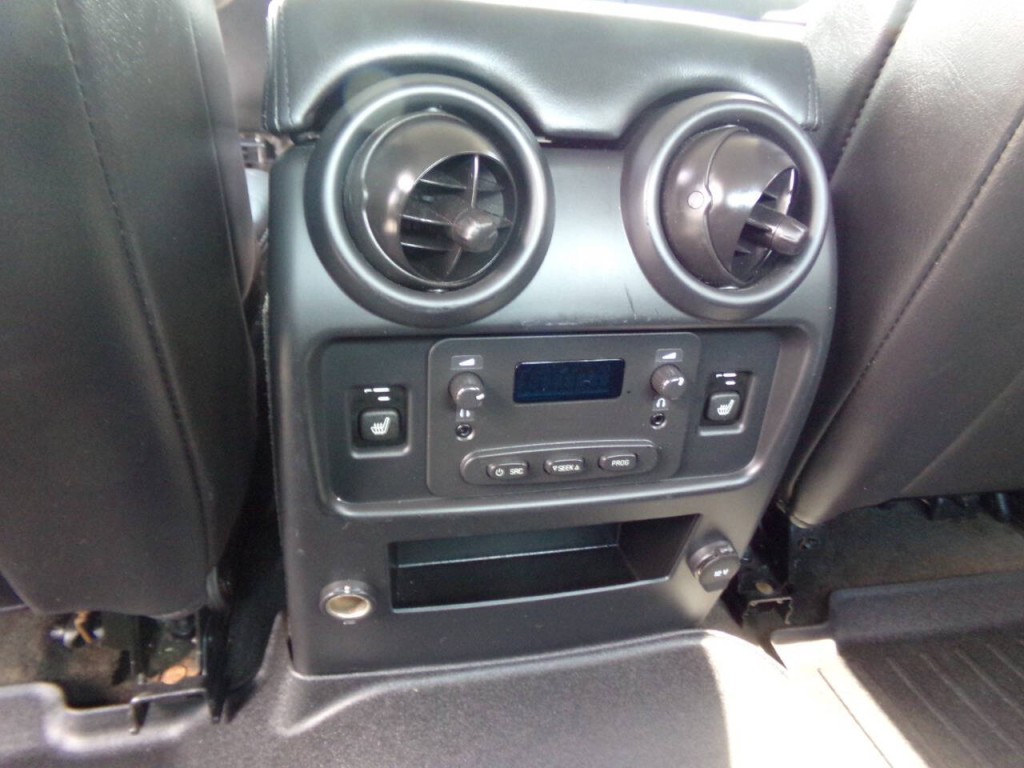 2005 HUMMER H2 Image 17