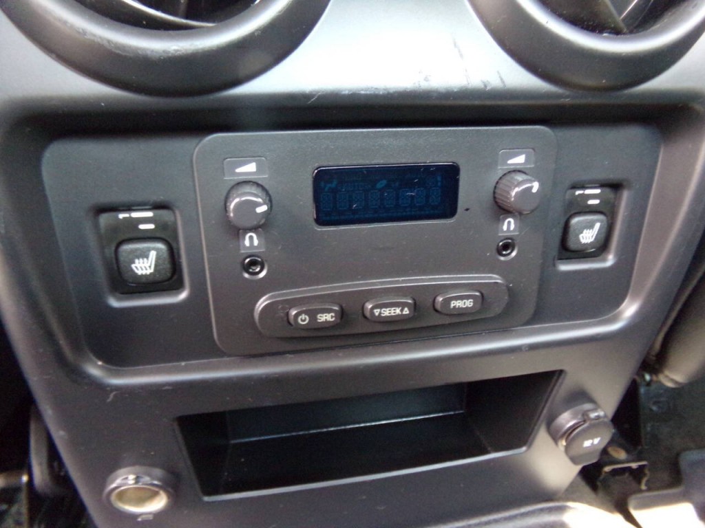 2005 HUMMER H2 Image 18
