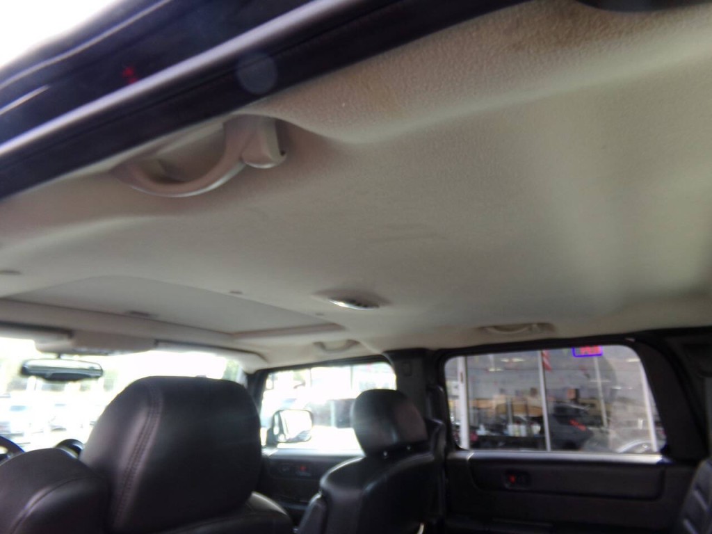 2005 HUMMER H2 Image 20