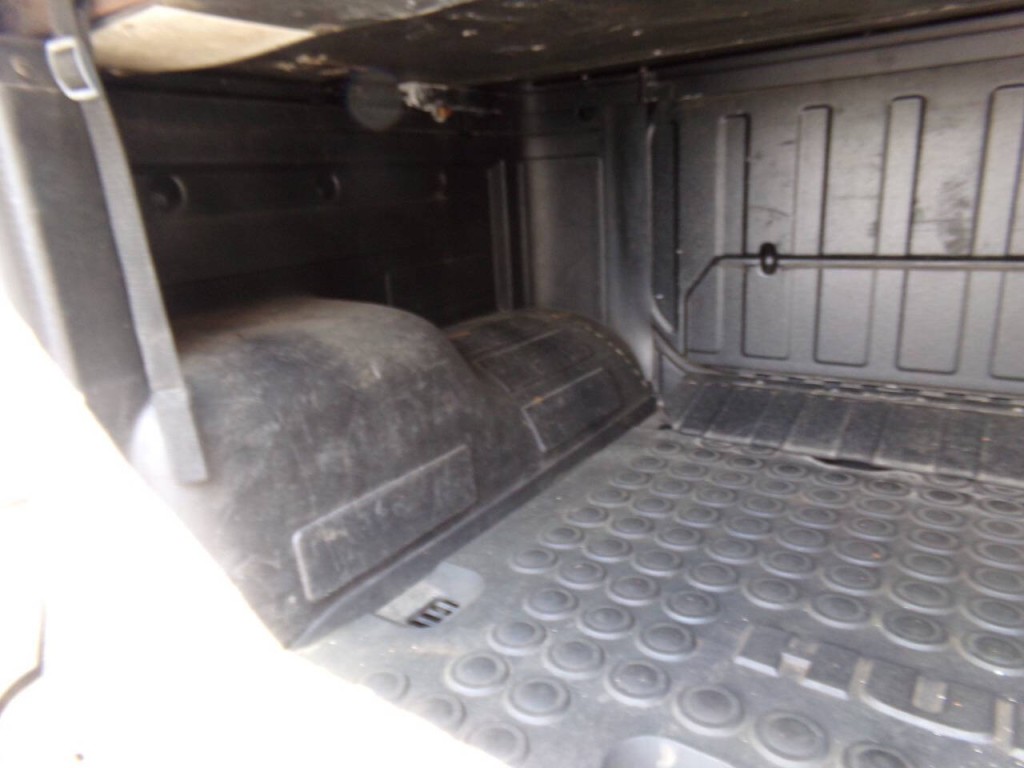 2005 HUMMER H2 Image 29