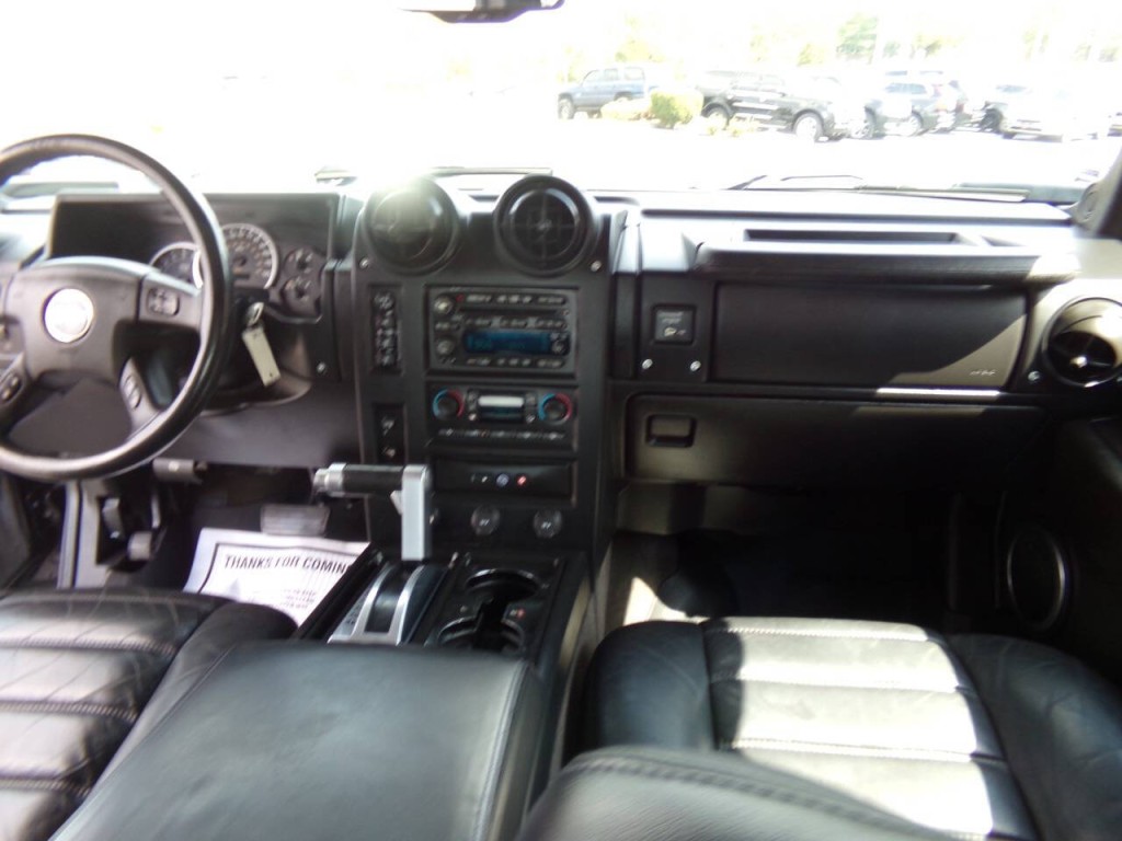 2005 HUMMER H2 Image 36
