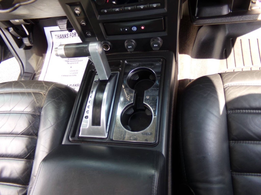 2005 HUMMER H2 Image 43