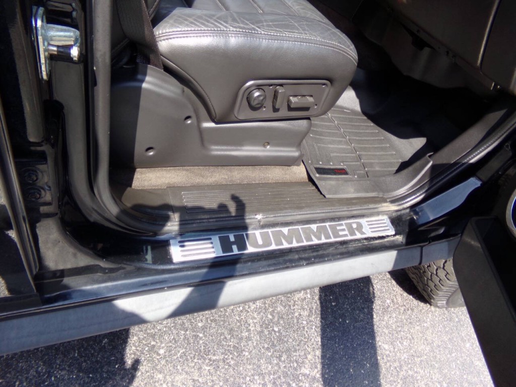 2005 HUMMER H2 Image 45