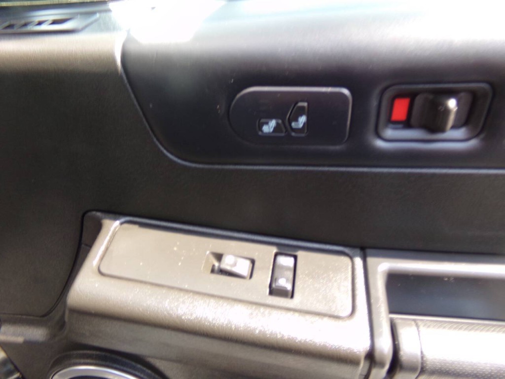 2005 HUMMER H2 Image 47