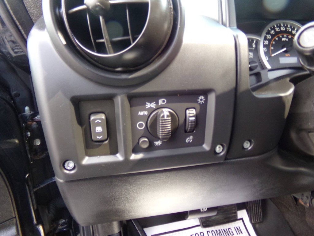 2005 HUMMER H2 Image 58