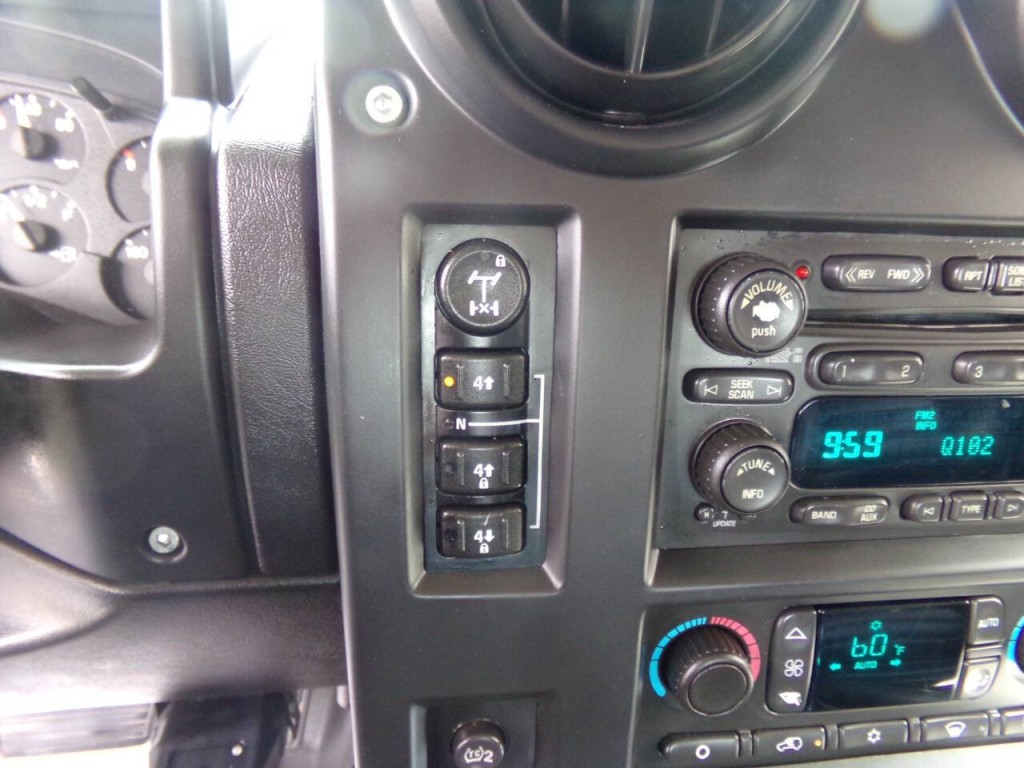 2005 HUMMER H2 Image 61