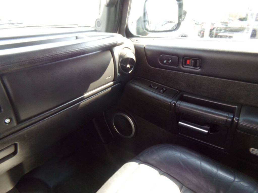 2005 HUMMER H2 Image 65