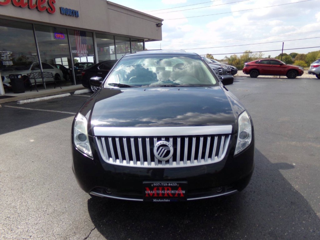 2010 Mercury Milan Image 2