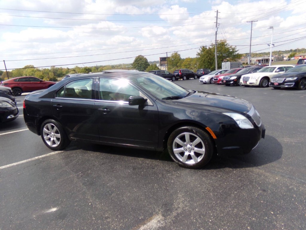 2010 Mercury Milan Image 3