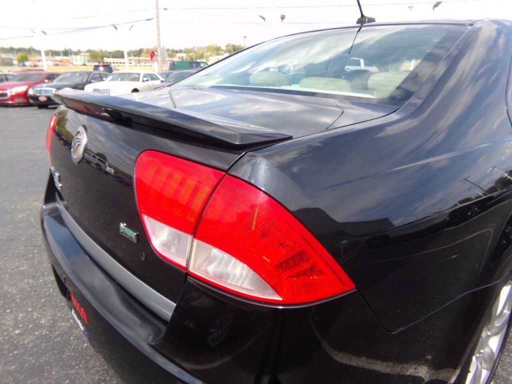 2010 Mercury Milan Image 19