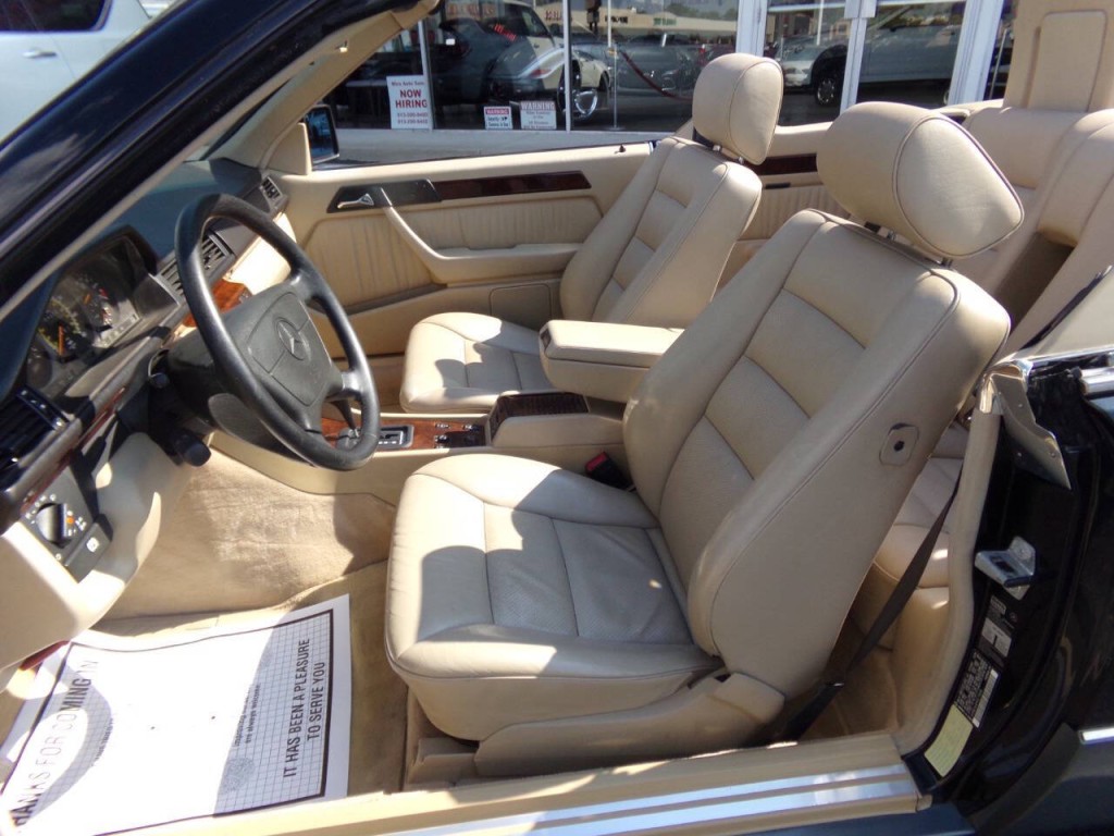 1994 Mercedes-Benz E-Class Image 15
