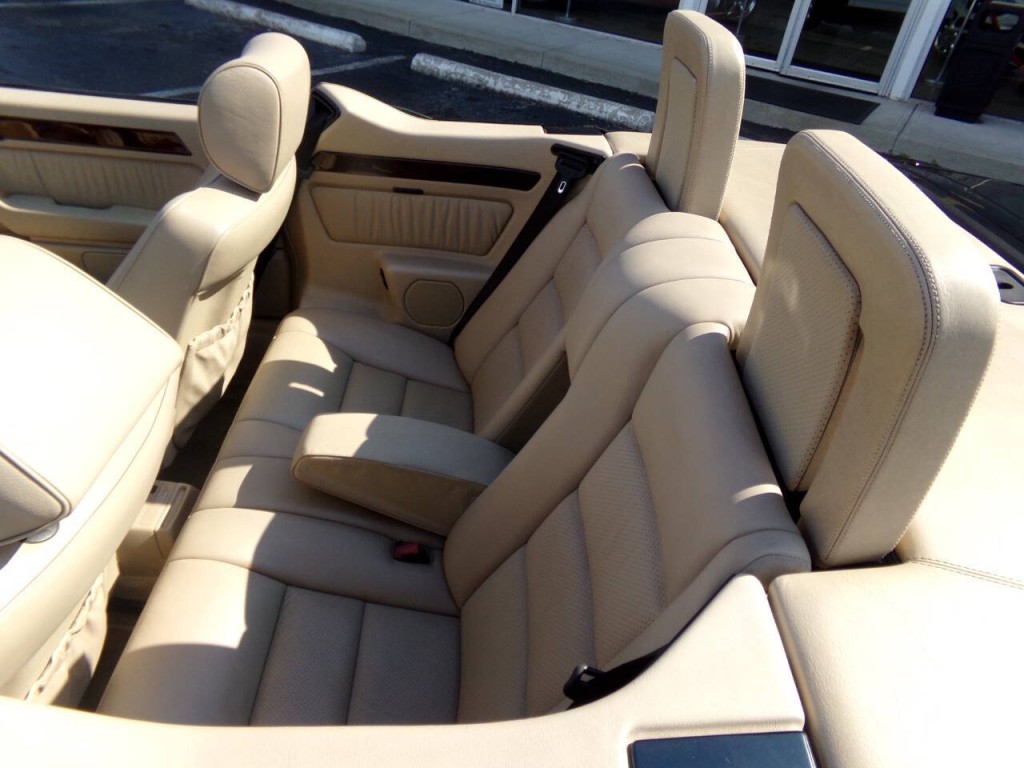 1994 Mercedes-Benz E-Class Image 16