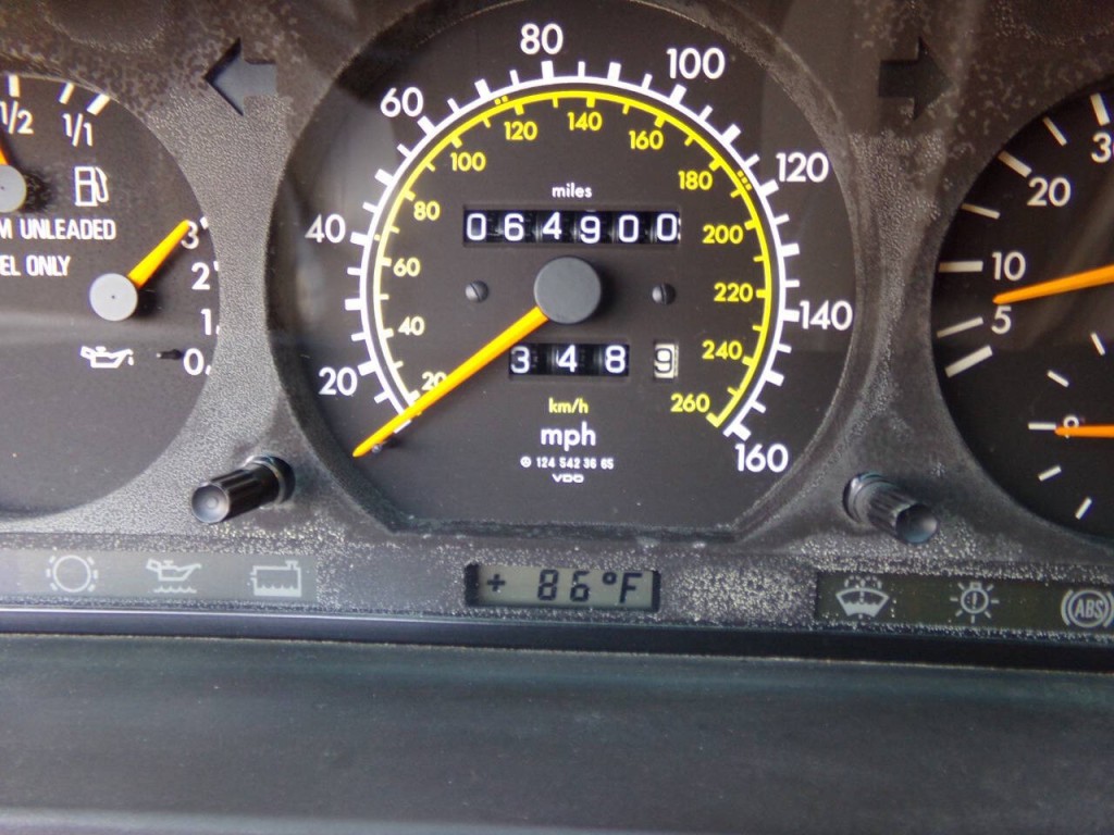 1994 Mercedes-Benz E-Class Image 61