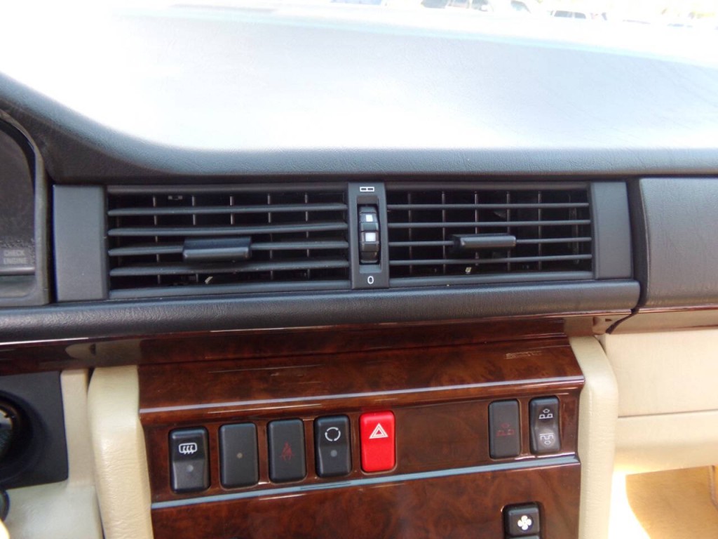 1994 Mercedes-Benz E-Class Image 86