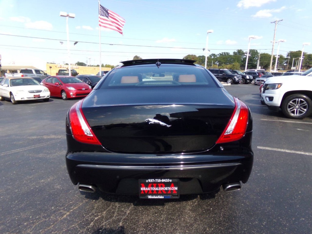 2013 Jaguar XJ Image 4