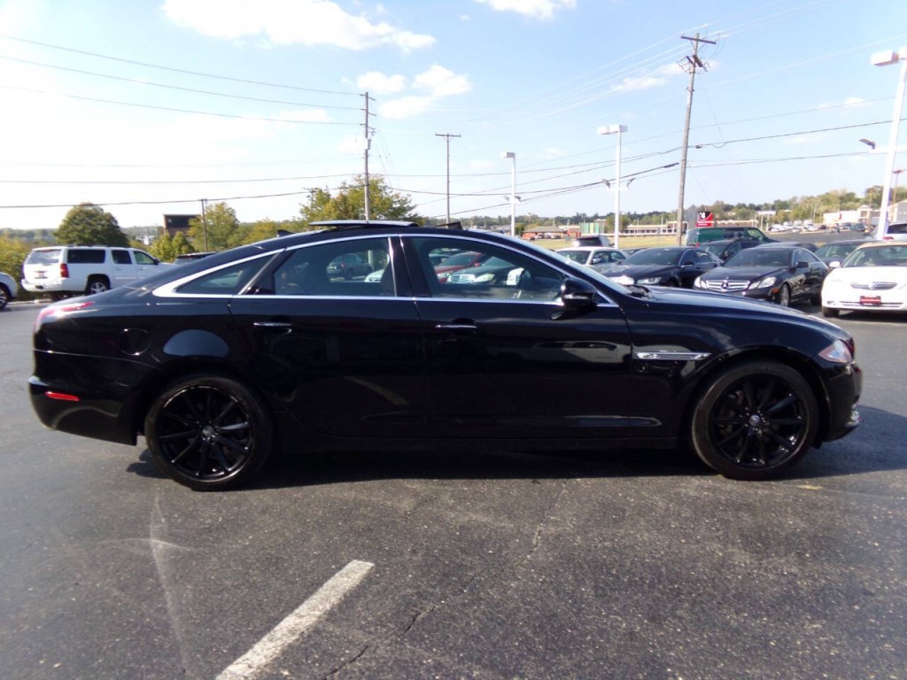2013 Jaguar XJ Image 6