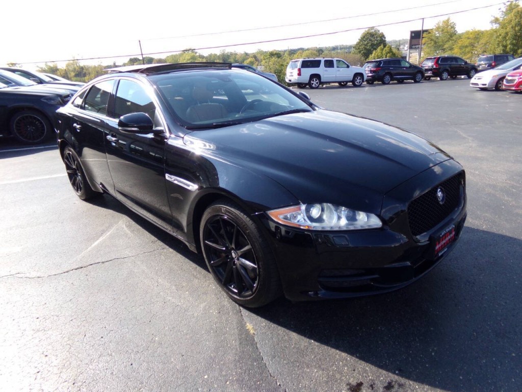 2013 Jaguar XJ Image 7