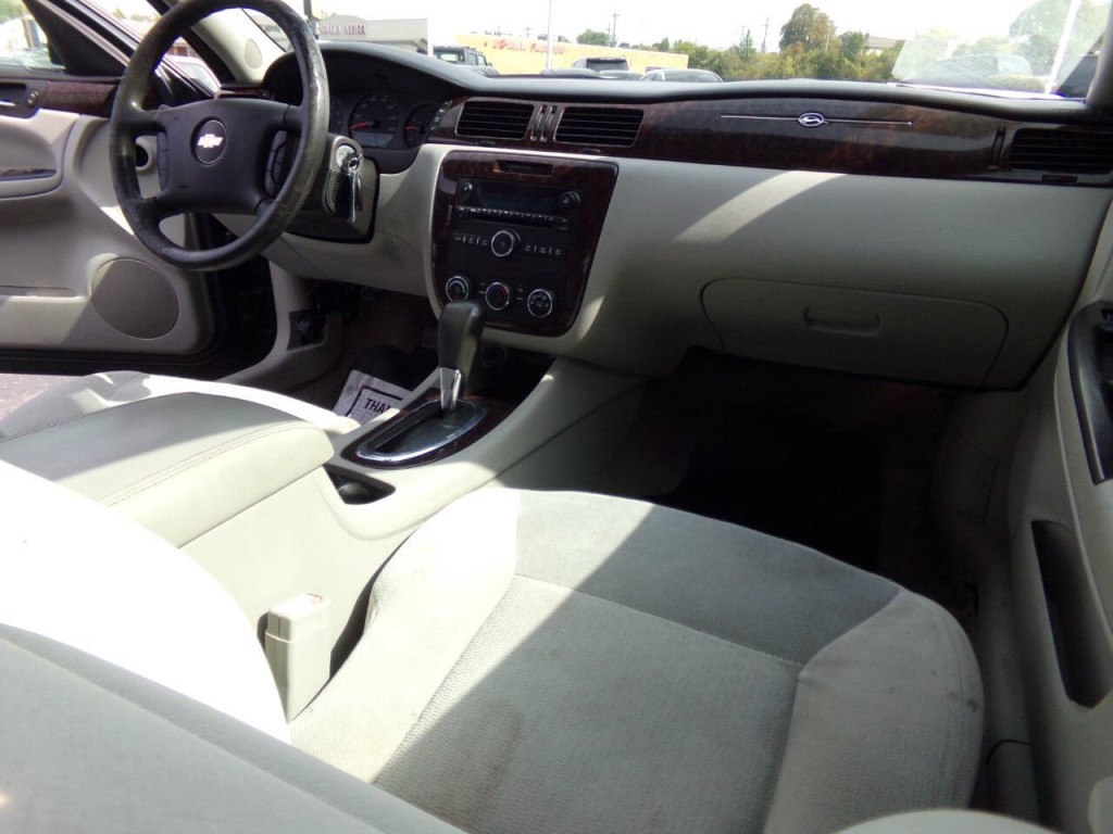 2015 Chevrolet Impala Image 16