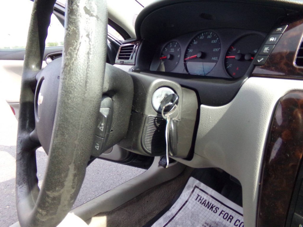 2015 Chevrolet Impala Image 30
