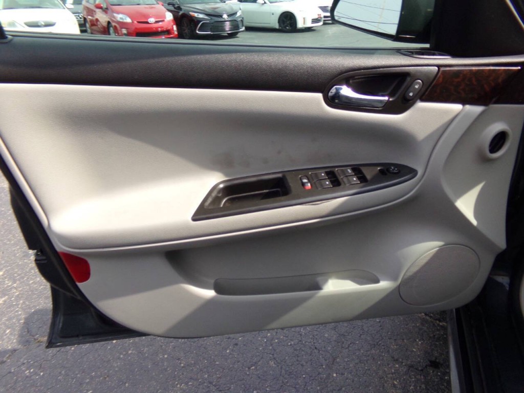 2015 Chevrolet Impala Image 35