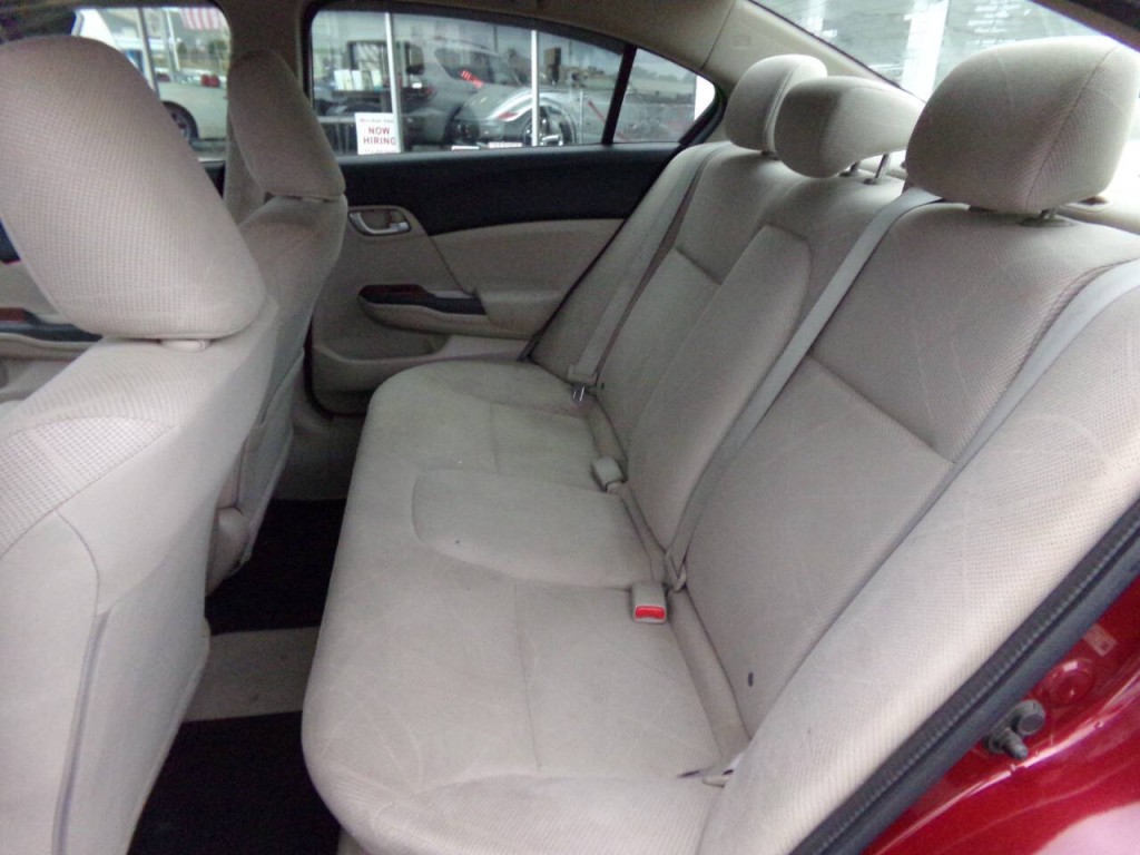 2012 Honda Civic Image 12
