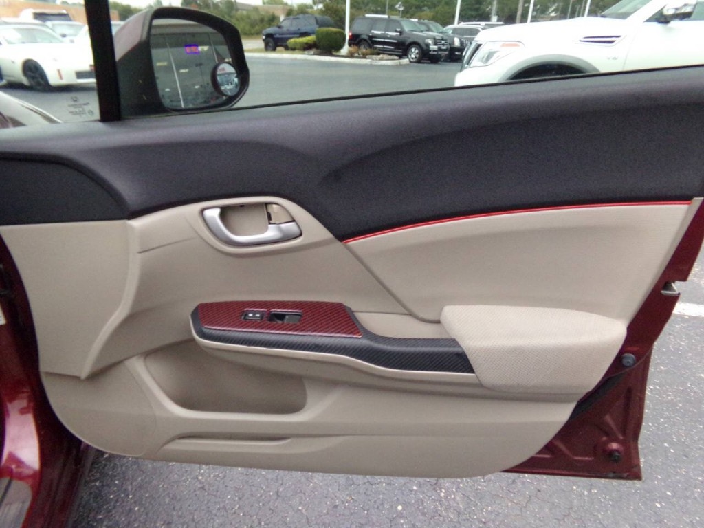 2012 Honda Civic Image 18