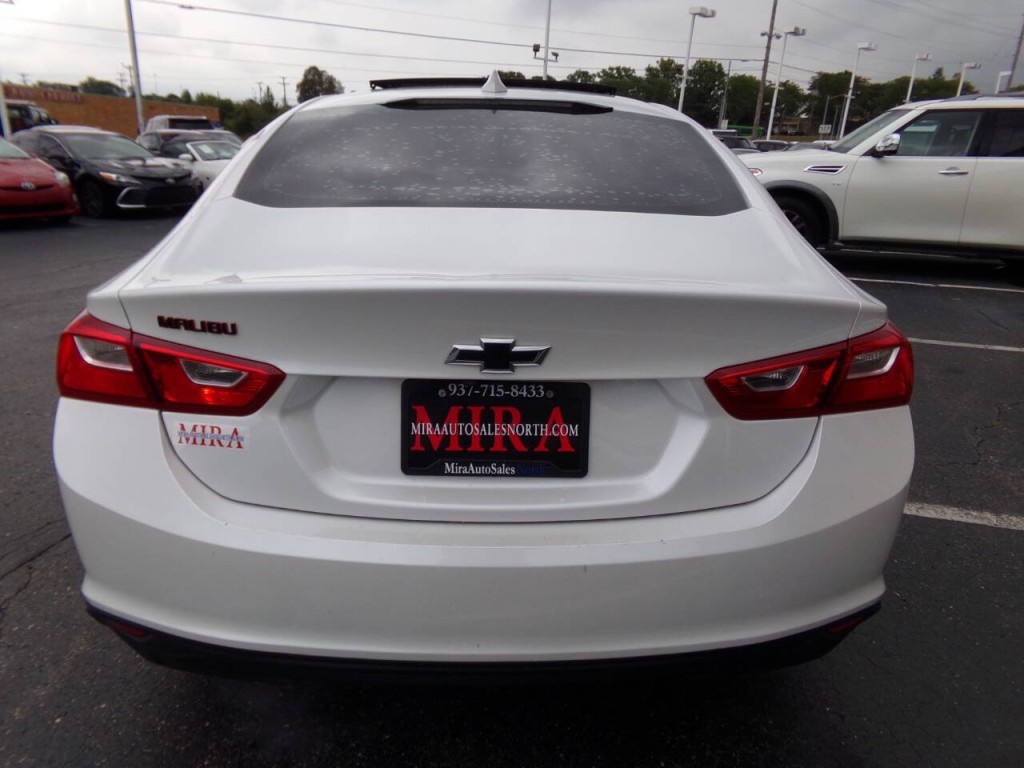 2018 Chevrolet Malibu Image 9
