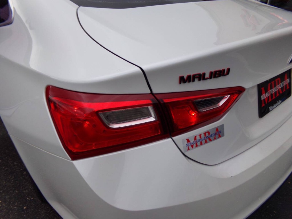 2018 Chevrolet Malibu Image 21