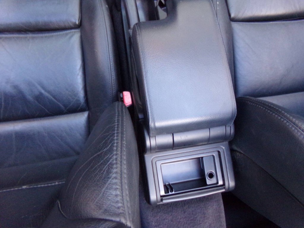2002 BMW 3 Series Image 13