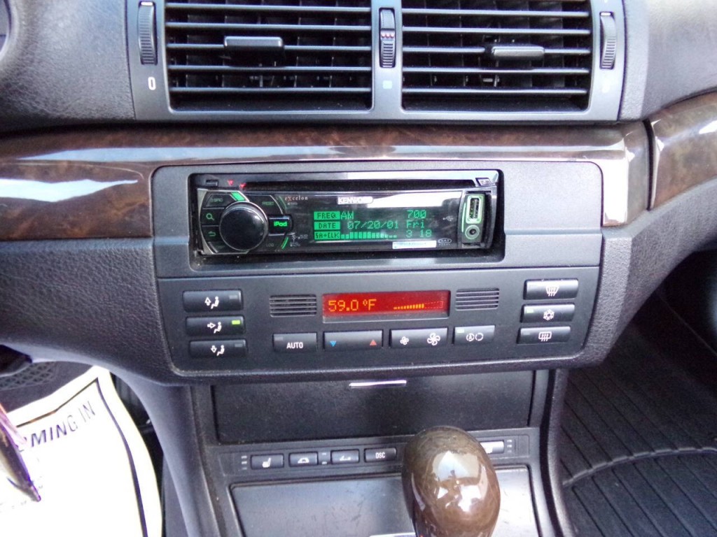 2002 BMW 3 Series Image 15