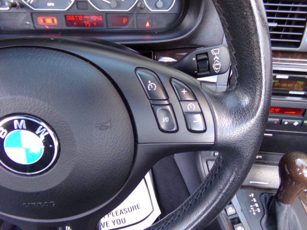 2002 BMW 3 Series Image 18