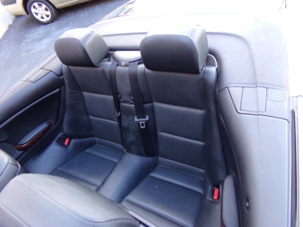 2002 BMW 3 Series Image 21