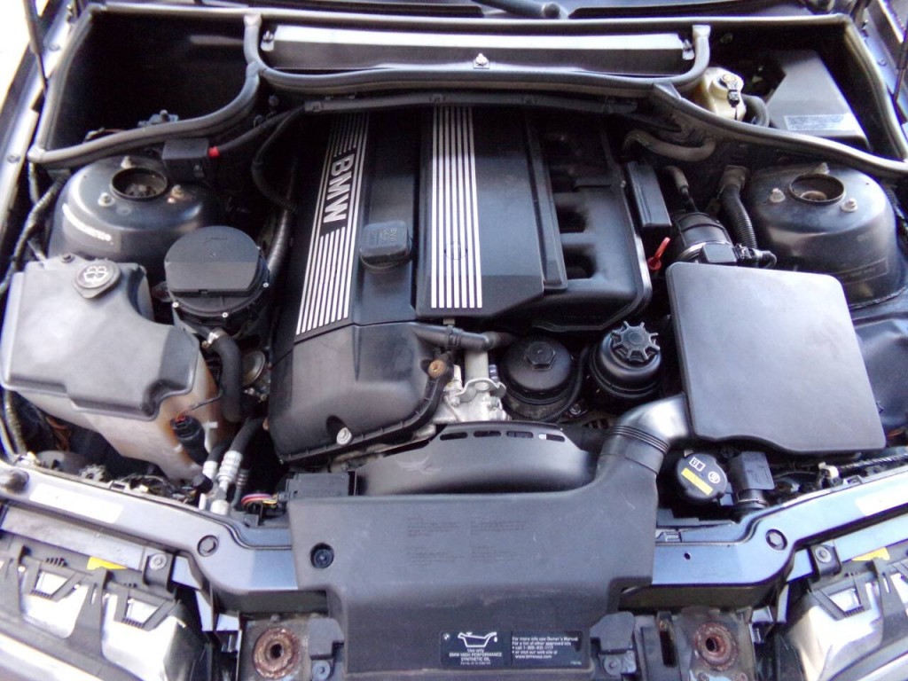 2002 BMW 3 Series Image 36