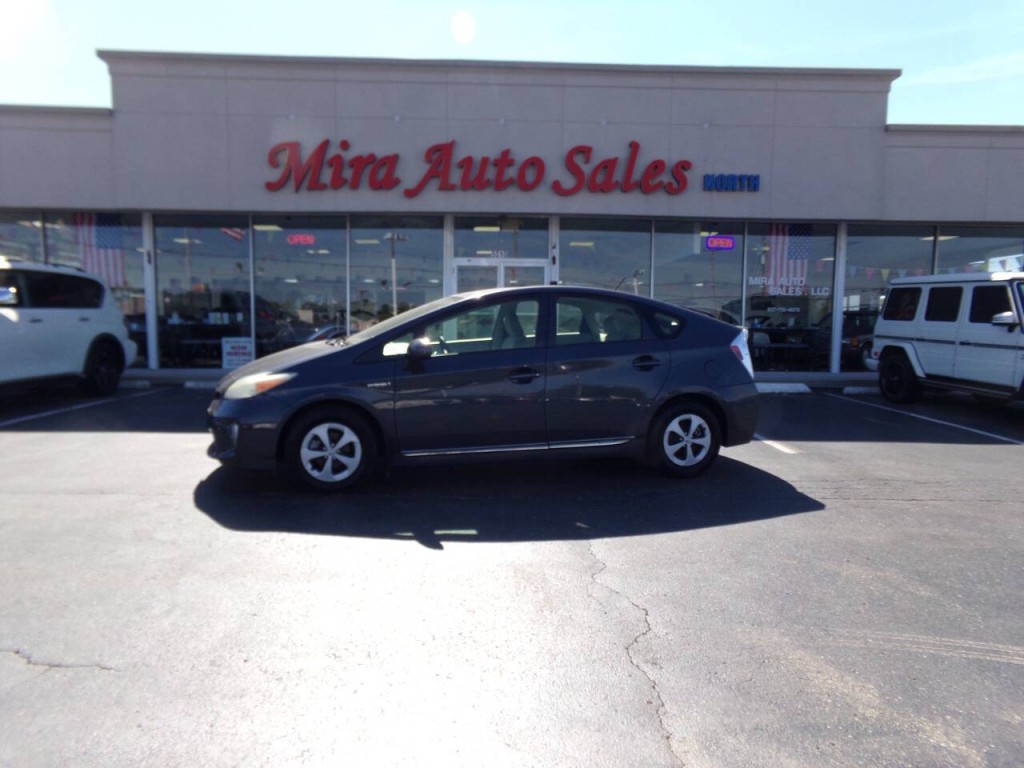 2012 Toyota Prius Image 1