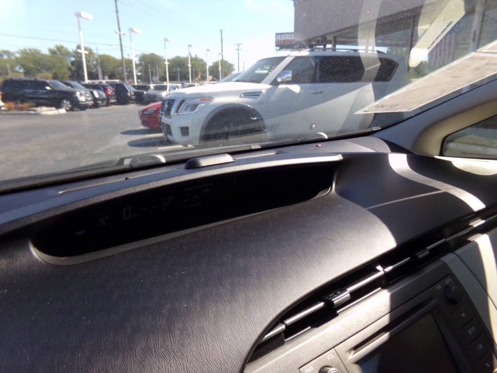 2012 Toyota Prius Image 45