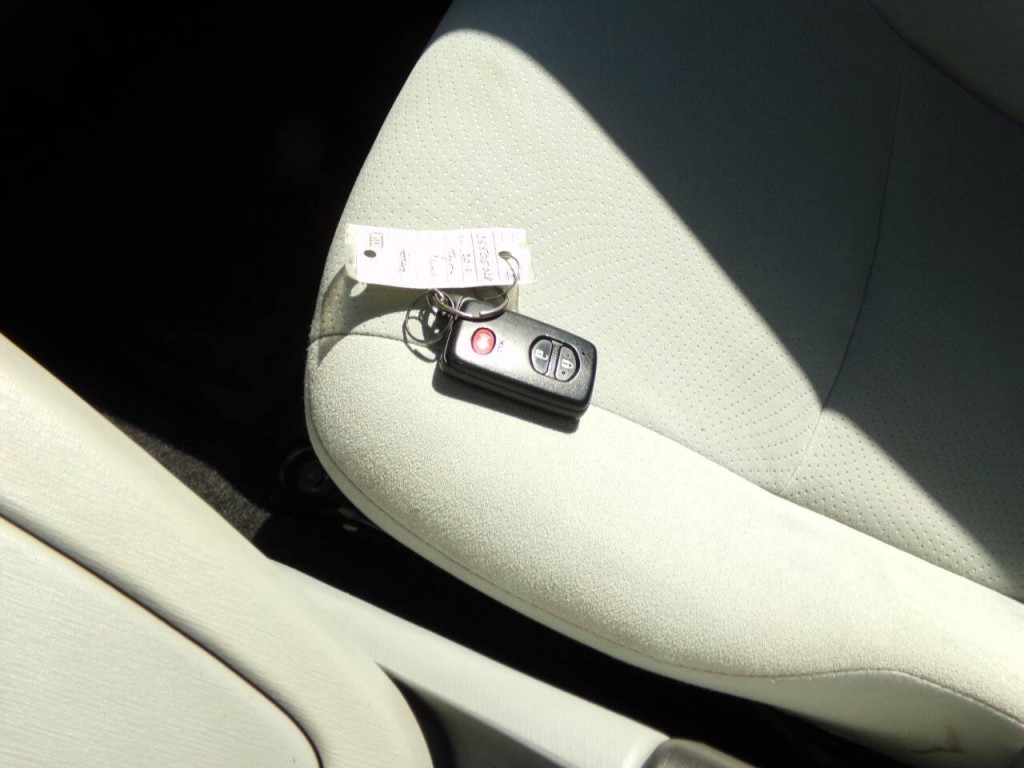 2012 Toyota Prius Image 56