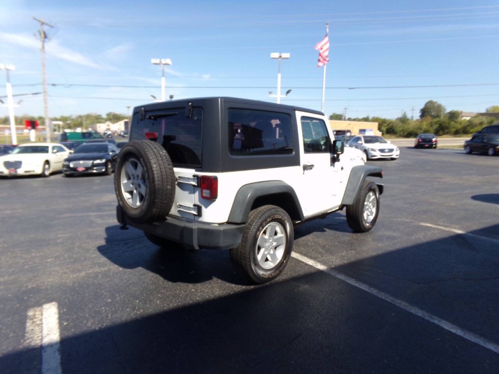 2013 Jeep Wrangler Image 6