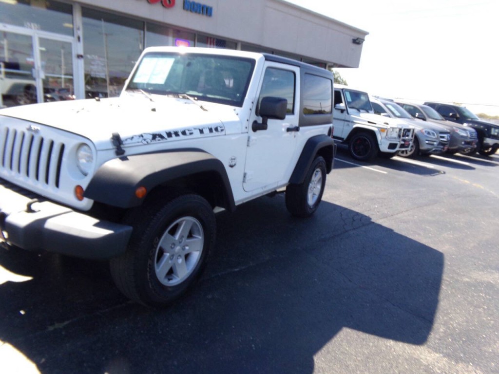2013 Jeep Wrangler Image 26