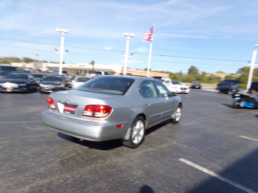 2003 INFINITI I35 Image 6