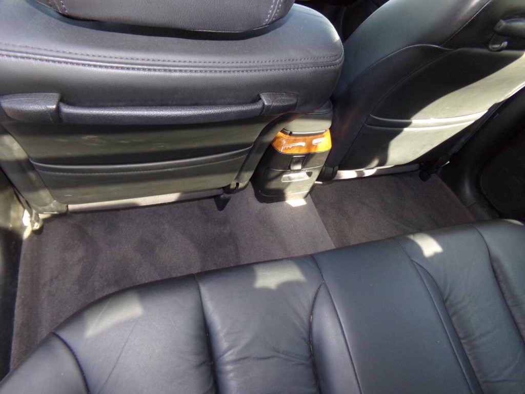 2003 INFINITI I35 Image 15